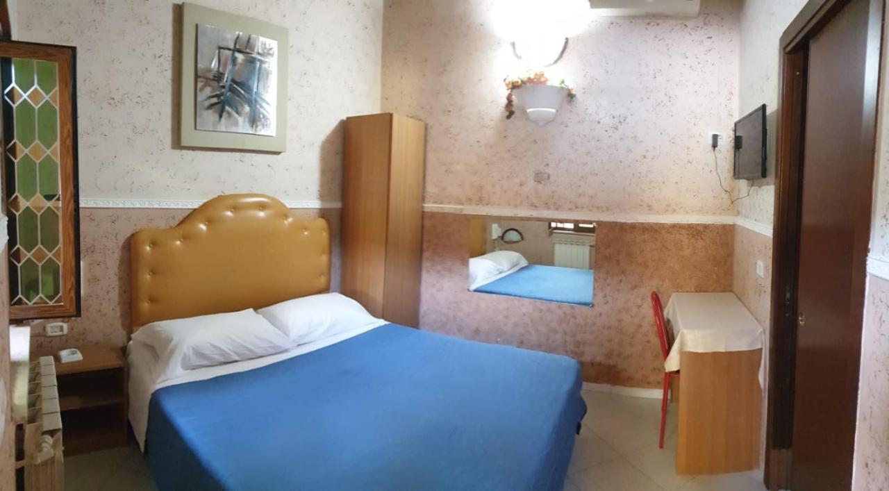 ורקטורו Hotel Stranamore מראה חיצוני תמונה