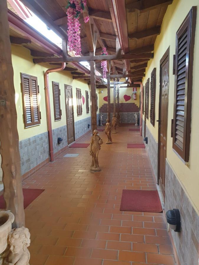 ורקטורו Hotel Stranamore מראה חיצוני תמונה